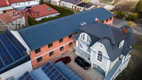 Dom wolnostojący 222,13 m / hotel w budowie 762 m