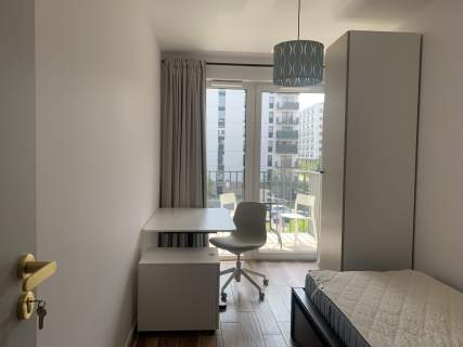 Dwa osobne oddzielne pokoje, balkon szybki dojazd do centrum