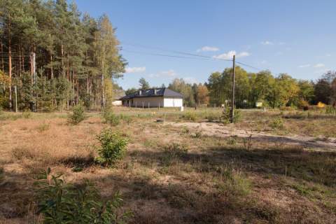 Działka budowlana z własnym stawem Kamińsko 3579m2