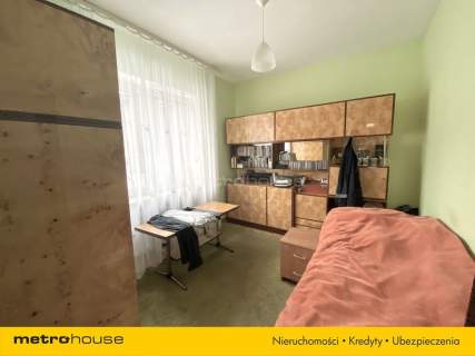 2 domy 2 magazyny 5 km od Metra Młociny