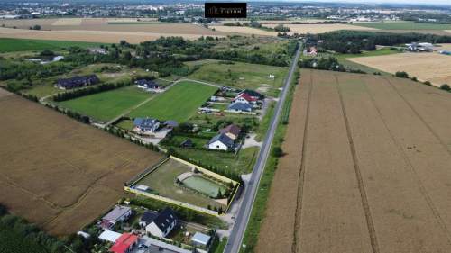 DZIAŁKA BUDOWLANA POD WĄGROWCEM NA SPRZEDAŻ