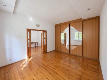 3 pokojowe, balkon, teren zamknięty, kameralny bud