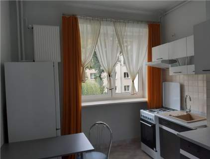 WYNAJMĘ KAWALERKĘ WARSZA OCHOTA BLISKO HALI KOPIŃSKA 40m2