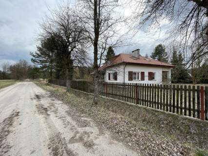 Dwukondygnacyjny Duża działka Drugi domek let.