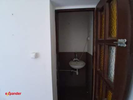 Magazyn z biurem 270 m2 ogrodzony parking