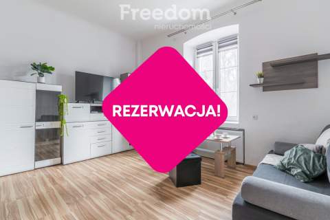 REZERWACJA - Klimatyczna kawalerka
