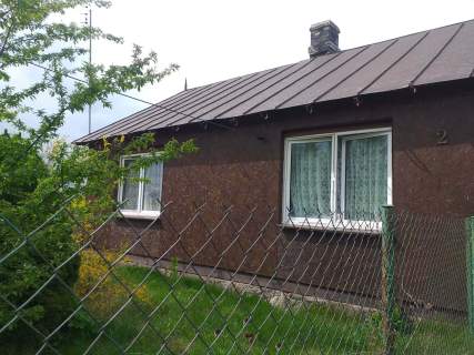 Sprzedam dom z ziemią i lasem