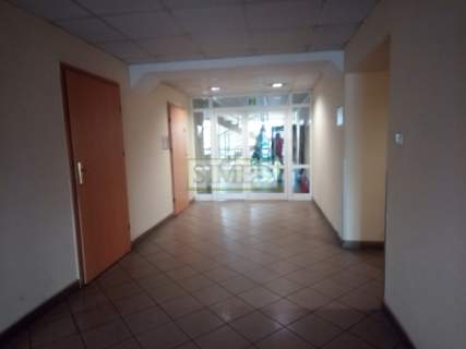 Doskonały dojazd,niskie koszta,dostęp24h,parking