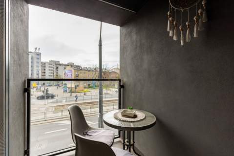 Trzypokojowy apartament z 30 m2 tarasem