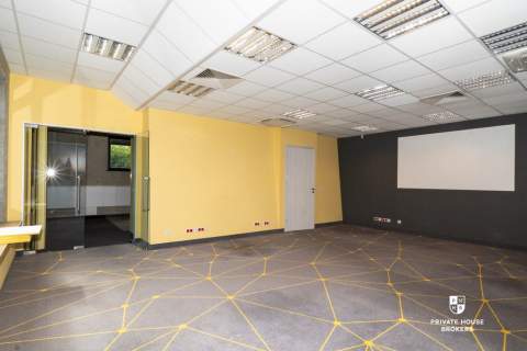Lokal parterowy Ruczaj 296 mkw