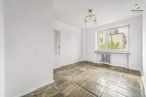 Przestronne M4 balkon