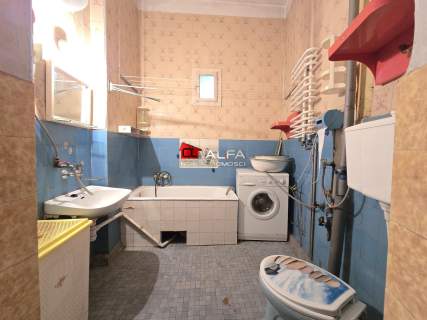 3 pokoje na wygodnym I piętrze w okolicach Centrum