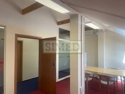 Skosy,widne,recepcja,dostęp24h,parking,winda