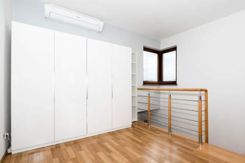 Apartament 82m2 z tarasem 15m2, garaż 17,2m2, komórka 6,7m2