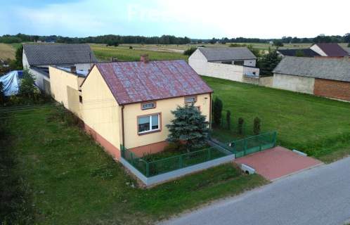 Dom w Sobakowie gm. Gorzkowice z dużą działką