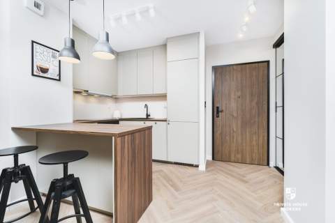 Klimatyzowany apartament z balkonem, Bronowice