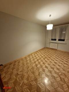 3-pokojowe mieszkanie w wieżowcu z balkonem