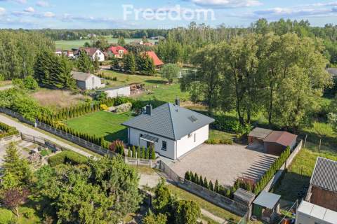 Piękny dom wolnostojący Jaktorów Kolonia