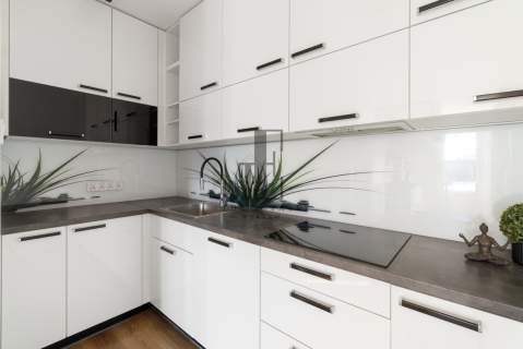 100 metrowy taras na dachu i 2 poziomy o pow 103m2