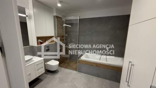4-pok.mieszkanie na os.Sceneria Parkowa-Mały Kack