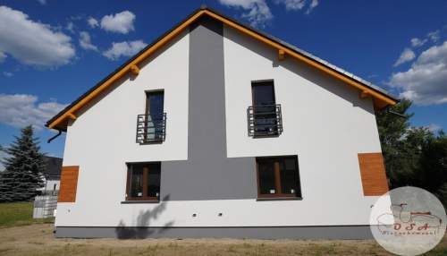 5 pok. taras z boku budynku Pecna 750 m PKP