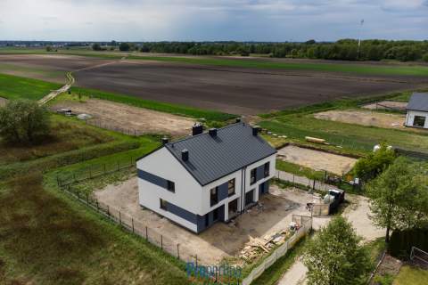 Funkcjonalny bliźniak spokojne sąsiedztwo