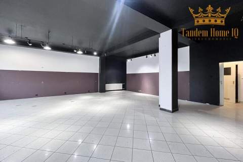 Lokal do wynajęcia 93m2, witryna, ruch pieszych, praga