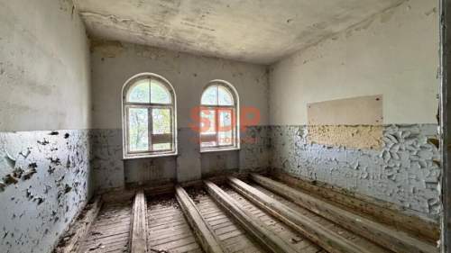 Działka z zabytkowym parkiem w Udaninie
