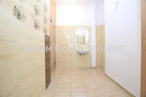 Budynek 1250 m2 na Sprzedaż Inwestecyjnie Tuchów 