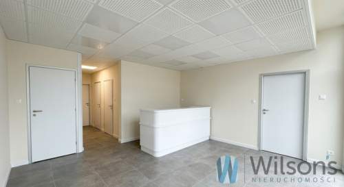 LOKAL wolnostojący 70 m2 plac ogrodzony
