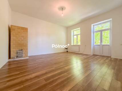 Bezczynszowe mieszkanie po remoncie - 2 piętro