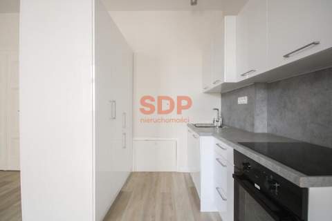 Przestronne mieszkanie w odnowionej kamienicy Warszawska 35 52m2