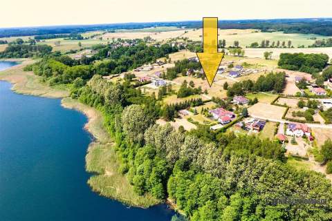Atrakcyjna działka budowlana nad jeziorem Radacz
