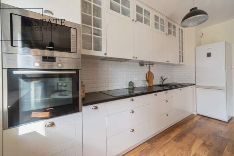 Balkon, Gotowe do wprowadzenia, Okazja 