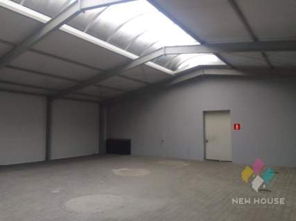 Hala do wynajęcia 200m2 przy S51 na Warszawę