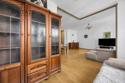 Powiśle - 3 pok. Górnośląska miejsce postojowe