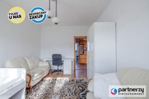 3 pokoje z wyremontowaną kuchnią i łazienką