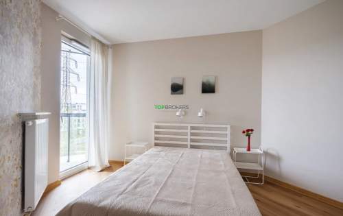 Nowe dwa pokoje dla pierwszego najemcy, garaż