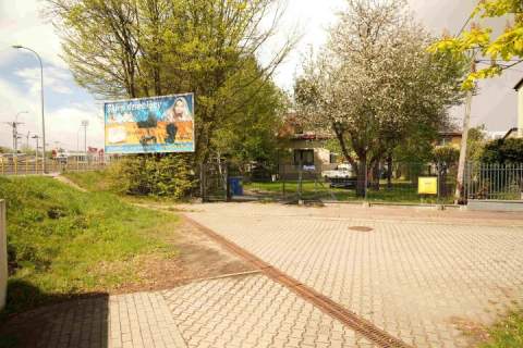 Działka inwestycyjna w Pruszkowie z WZ pod zabudowę wielorodzinną
