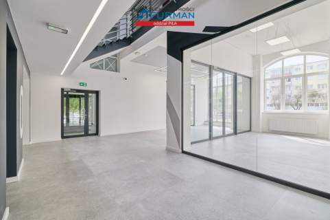 Biuro do wynajęcia, 16,74 m2, Piła