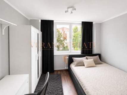 54 m 3 pokoje Blisko PKP i WKD