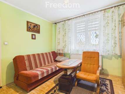 Mieszkanie, działka nad rzeką oraz duży garaż.