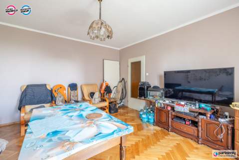 3 pokoje na Chełmie, słoneczne mieszkanie 66 m2