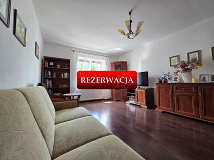 Połowa domu z ogrodem i pięknym widokiem-Pogorzała