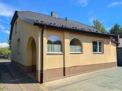 Dom po remoncie 106,5m2 działka 2873m2 choinki