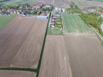 Dom 250m2 z 2 halami łącznie 1300m2 2,19ha ziemi