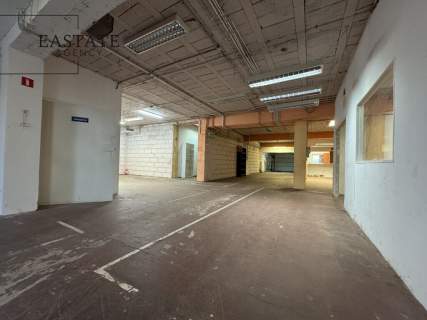 Obiekt magazynowo biurowy 800 m Warszawa Włochy