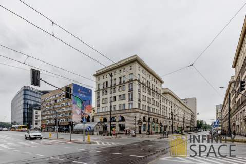 Ładna kamienica 3 pokoje Parking i komórka