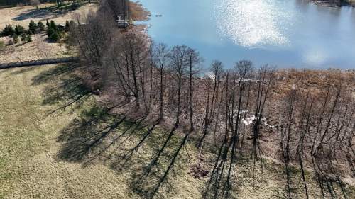 Piękna działka z linią brzegową jeziora Wygryny w Wygrynach