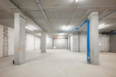 Lokal usługowy 330m2 Ruchliwa ulica Garaż 